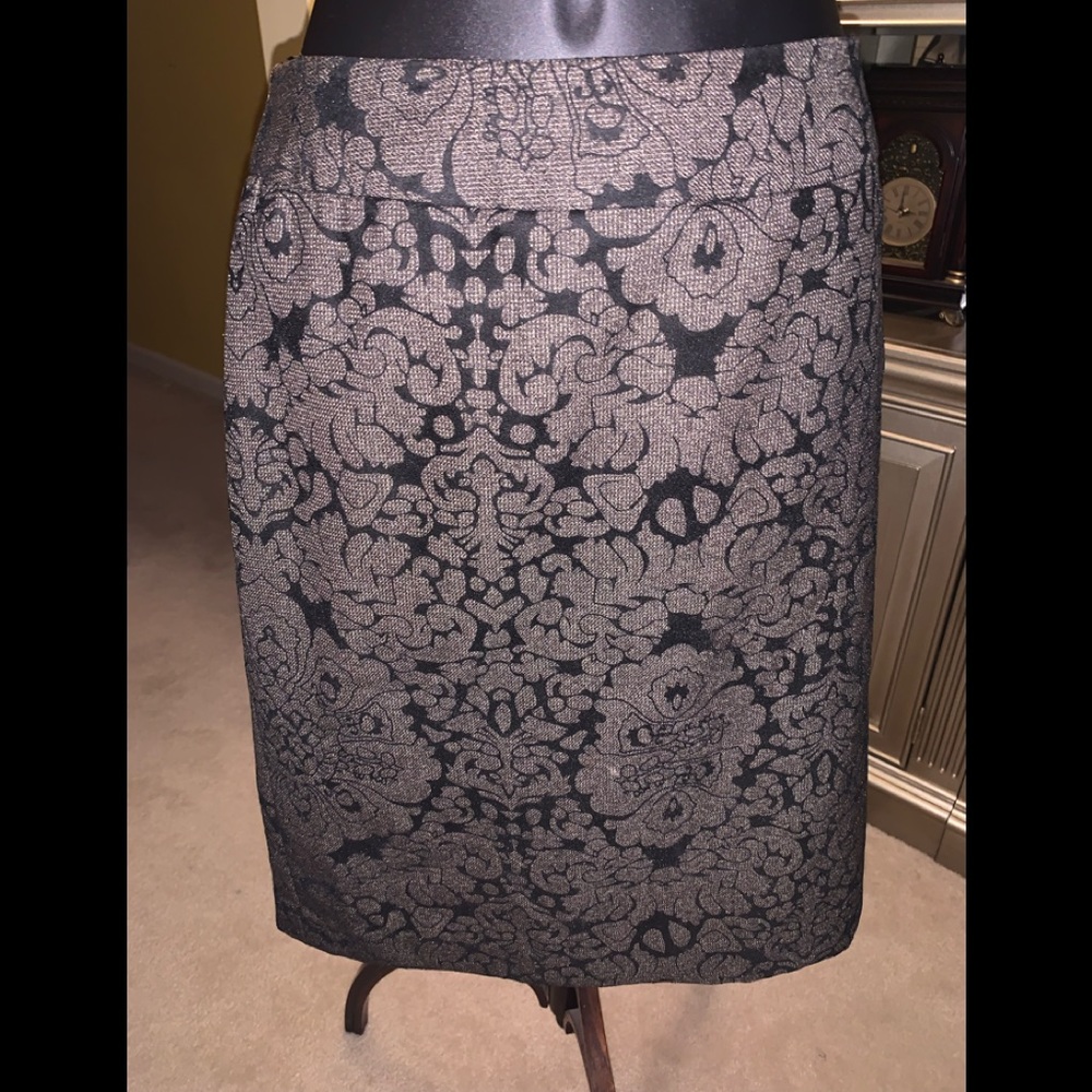 Black and brown pencil skirt by Evan Picone size 10